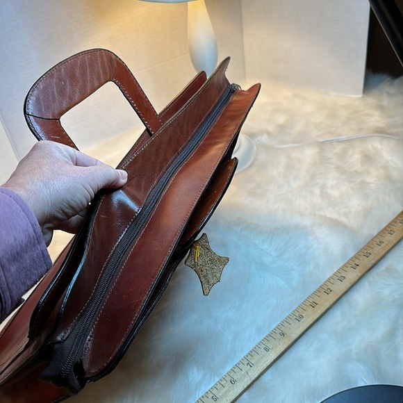 Vintage leather portfolio - Picture 7 of 8